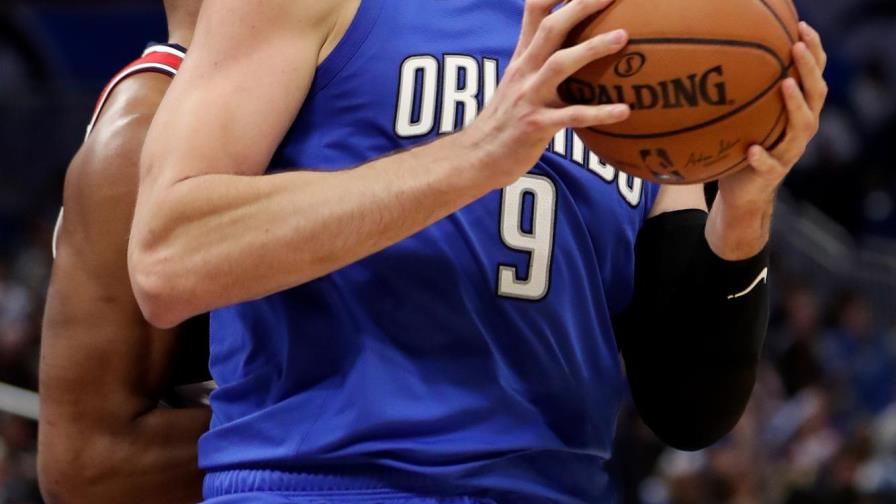 Vucevic y Fournier ayudan al Magic a vencer a los Wizards Vucevic y Fournier ayudan al Magic a vencer a los Wizards