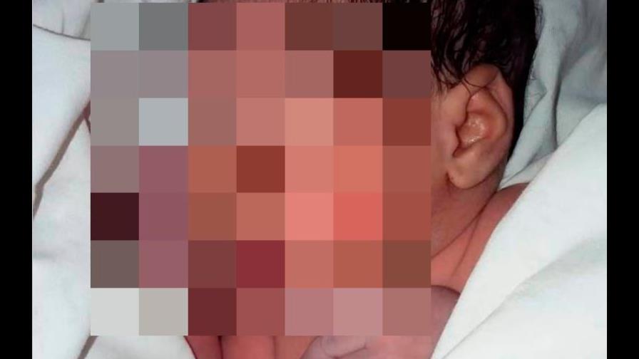 Abandonan recién nacida frente a una vivienda en Boca Chica