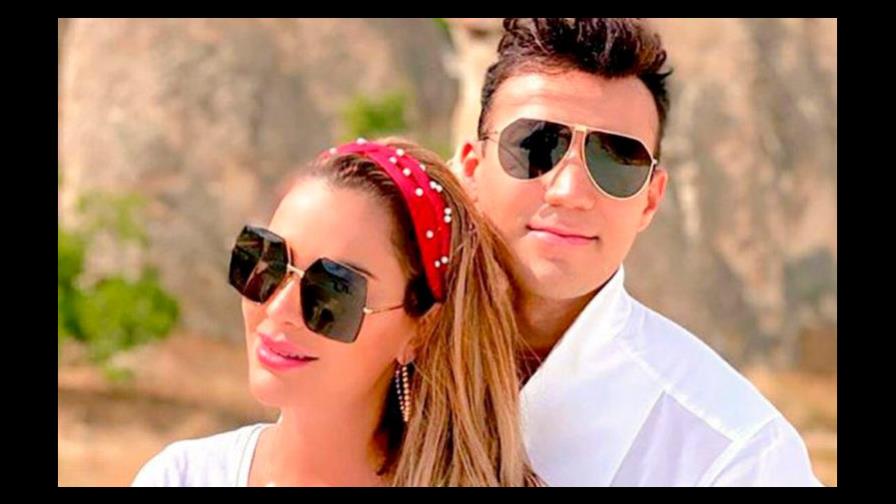 A pesar del escándalo, Ninel Conde se casa con Larry Ramos A pesar del escándalo, Ninel Conde se casa con Larry Ramos