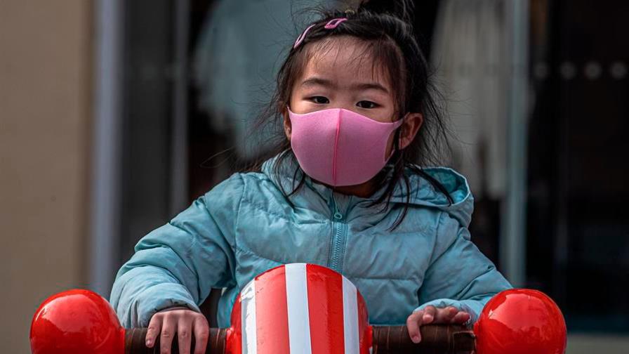 China dice que la situación está mejorando y la epidemia está bajo control China dice que la situación está mejorando y la epidemia está bajo control