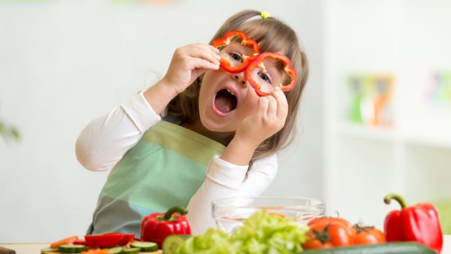 Siete consejos para lograr hábitos alimenticios saludables en tus hijos Siete consejos para lograr hábitos alimenticios saludables en tus hijos