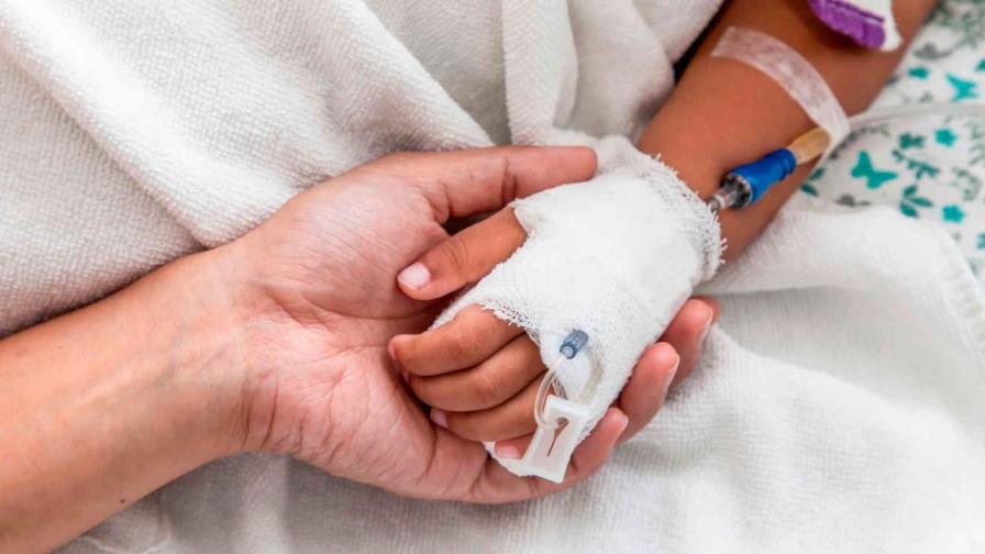 Dan de alta la niña que superó el coronavirus en el hospital Robert Reid e ingresan a otra
