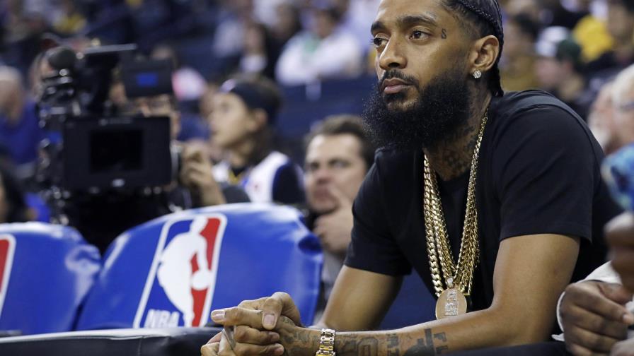 Asesinan a tiros en Los Ángeles al rapero Nipsey Hussle