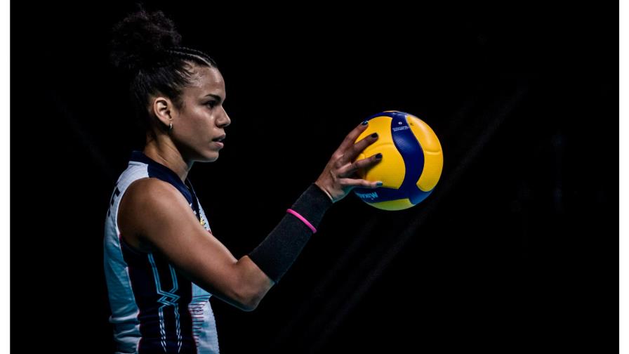 Niverka Marte: gran dibujante que ganó sus pesitos cuando era niña