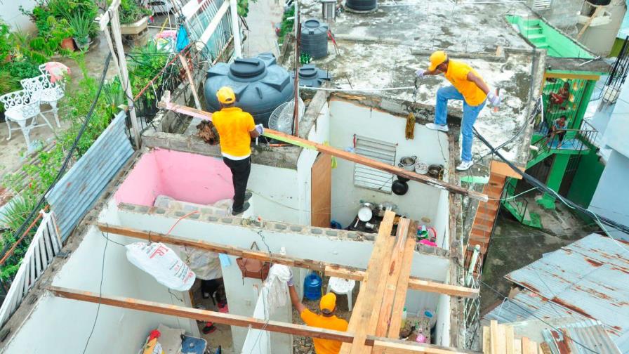 Comisión Desarrollo Barrial inicia programa “Pinta tu Barrio y Arregla tu Casa” Comisión Desarrollo Barrial inicia programa “Pinta tu Barrio y Arregla tu Casa”