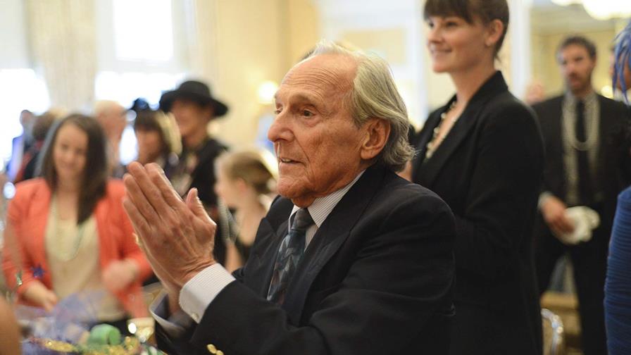 Muere a los 91 años el compositor Norman Gimbel, autor de “Killing me softly”