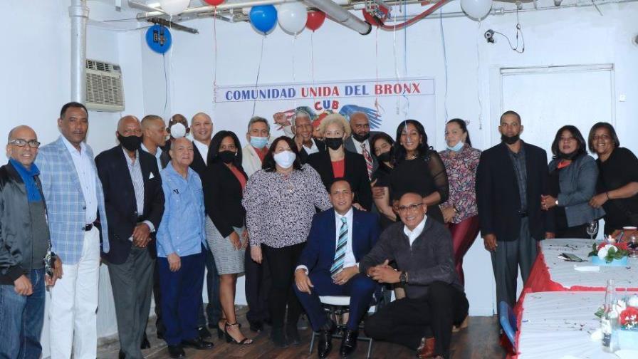 Juramentan directiva Comunidad Unida del Bronx para apoyar a dominicanos necesitados