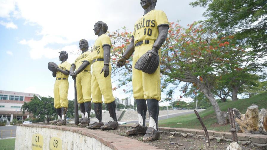 Abel Martínez propone instaurar figura en honor a Luis Polonia en plazoleta de las Águilas