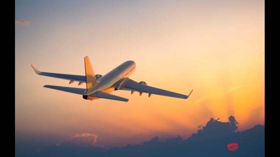 Aerolíneas preparan su vuelta al ritmo del levantamiento de las restricciones