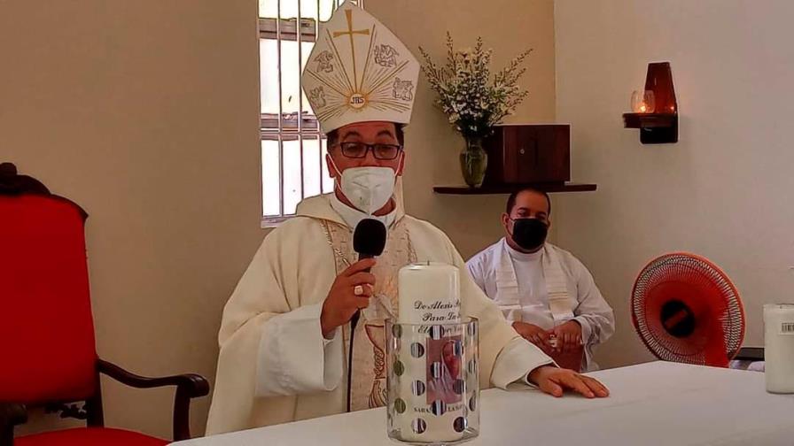 Obispo: “Grupito que duerme de día y bebe de noche es que riega el COVID-19”