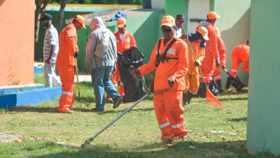 Llevan a Elías Piña “Obras Públicas con la Gente”