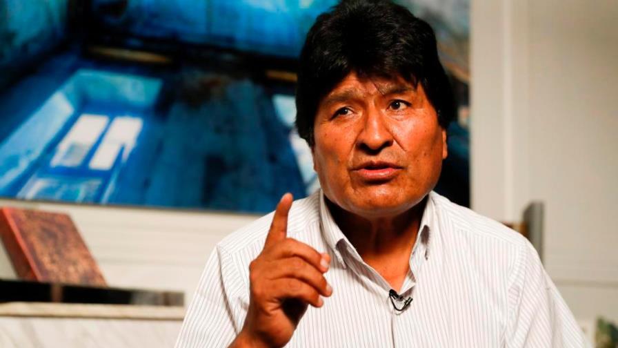 Un ministro boliviano reveló un audio en el que Evo Morales organiza los bloqueos a La Paz desde México 