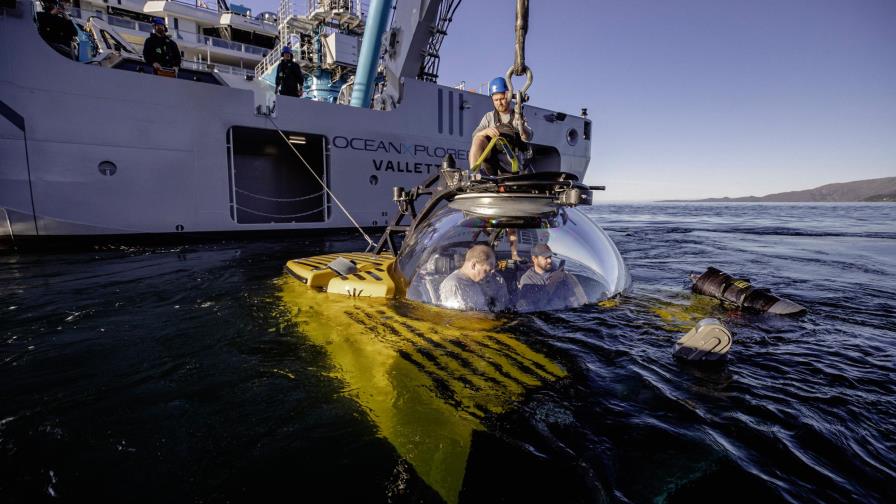 Científicos a bordo de OceanXplorer estudiarán la vida marina de la costa dominicana Científicos a bordo de OceanXplorer estudiarán la vida marina de la costa dominicana