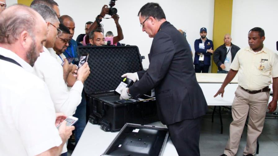 OEA selecciona equipos usados en elecciones del 16 de febrero para auditarlos OEA selecciona equipos usados en elecciones del 16 de febrero para auditarlos