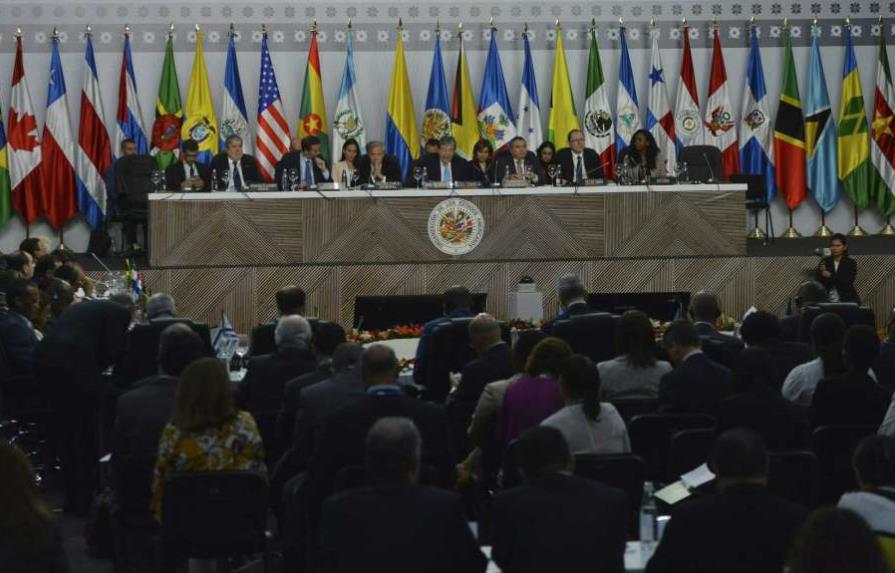 Uruguay se retira de asamblea OEA por presencia de delegación del opositor Guaidó