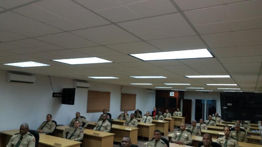 Grupo de 27 oficiales se gradúa de curso sobre integración regional 