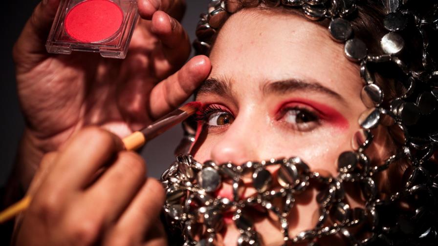 Ojos al descubierto, ahora las miradas hablan más que nunca Ojos al descubierto, ahora las miradas hablan más que nunca