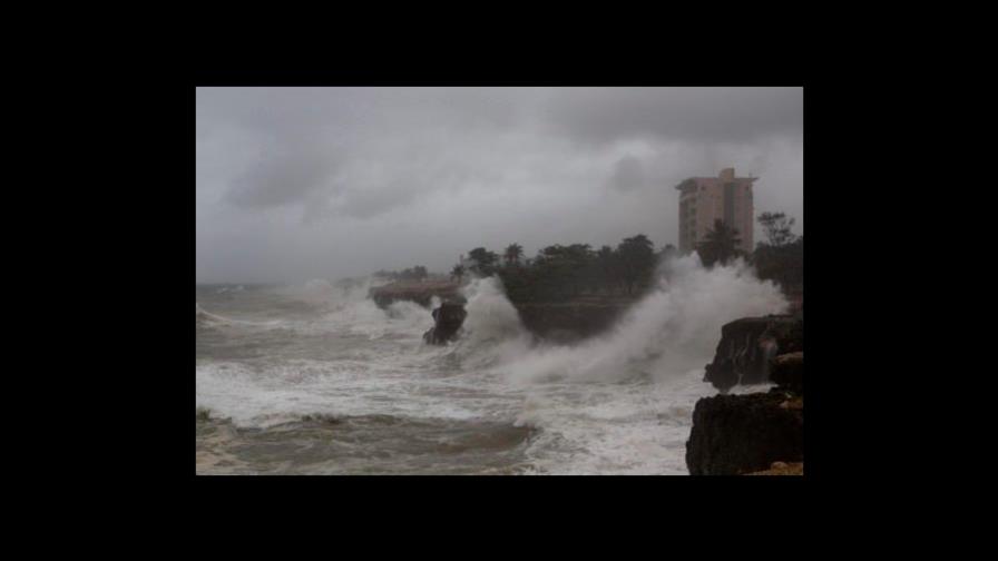 COE mantiene alerta verde por oleaje anormal en costa Atlántica COE mantiene alerta verde por oleaje anormal en costa Atlántica