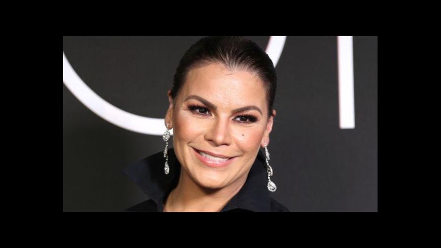 Olga Tañón presenta canción y vídeo dedicado a mujer transgénero asesinada