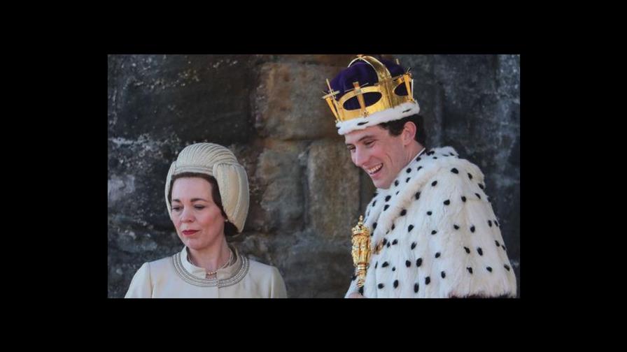 Josh OConnor y Olivia Colman triunfan en los Emmy por The Crown