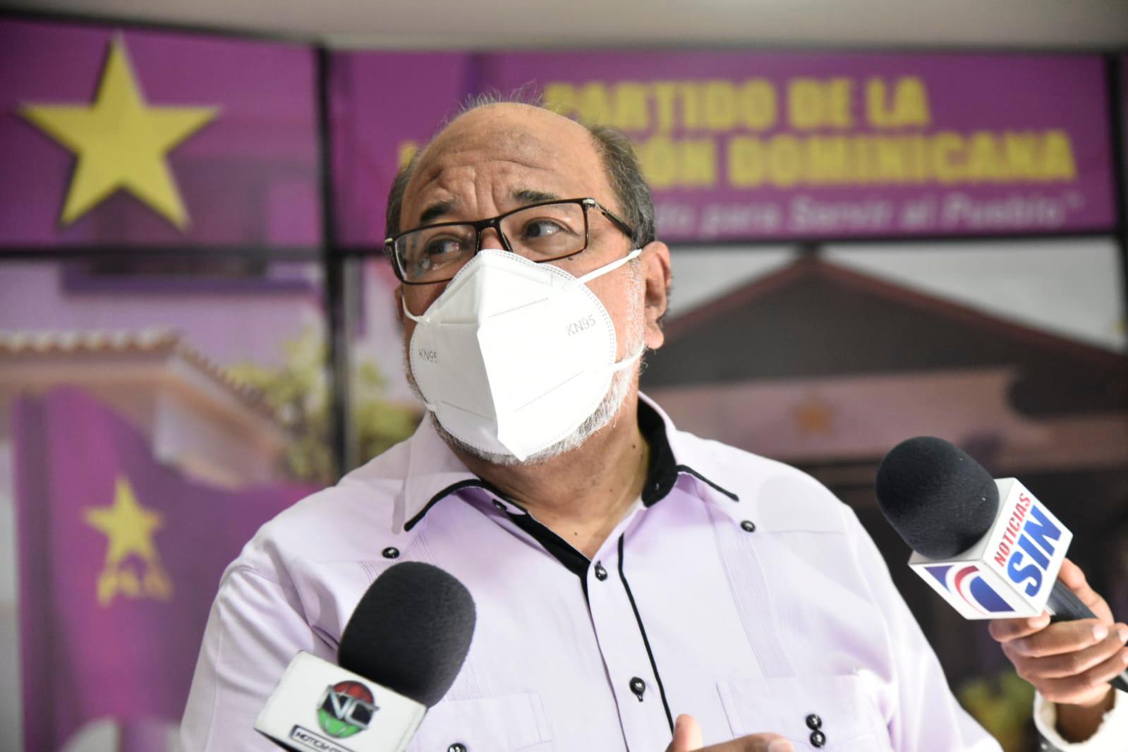 Héctor Olivo, secretario de comunicaciones del PLD. 