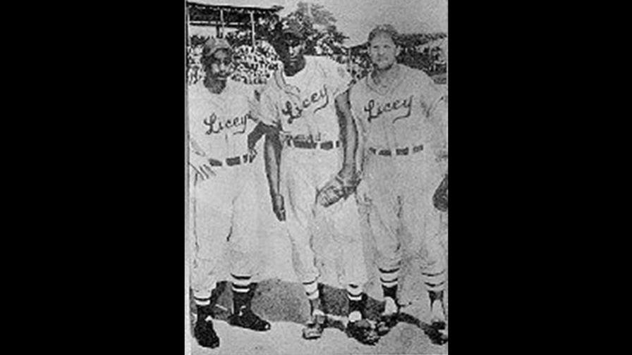 En 1953, Licey con “Los Tanques”
conquistó su segunda corona En 1953, Licey con “Los Tanques”
conquistó su segunda corona
