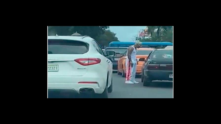 Fiscalía dice el arma que entregó Omega es otra y fue pintada de color Fiscalía dice el arma que entregó Omega es otra y fue pintada de color