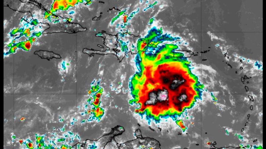 Emiten alerta para 16 provincias por lluvias “significativas” 