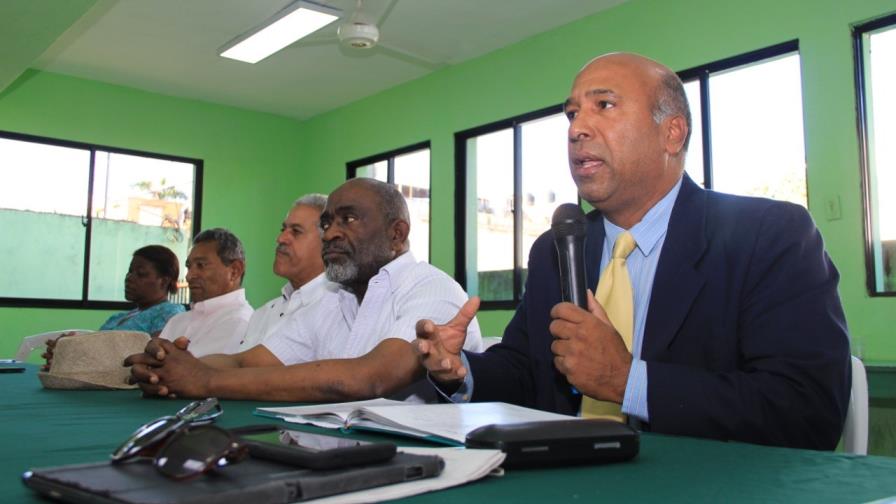 Rojas propone llevar basura de Puerto Plata a Santiago