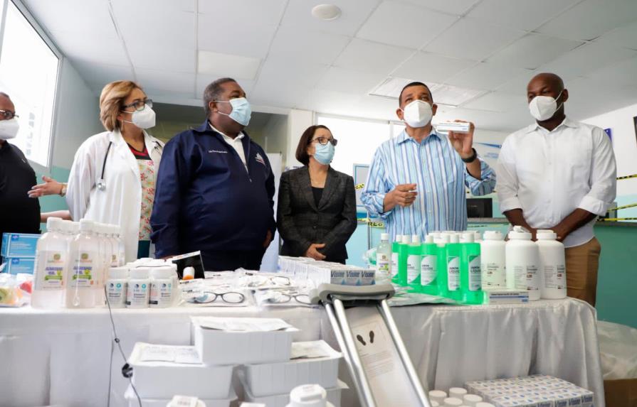 Donan medicina valorada en 30 millones de pesos a hospitales de Montecristi y Santiago Rodríguez