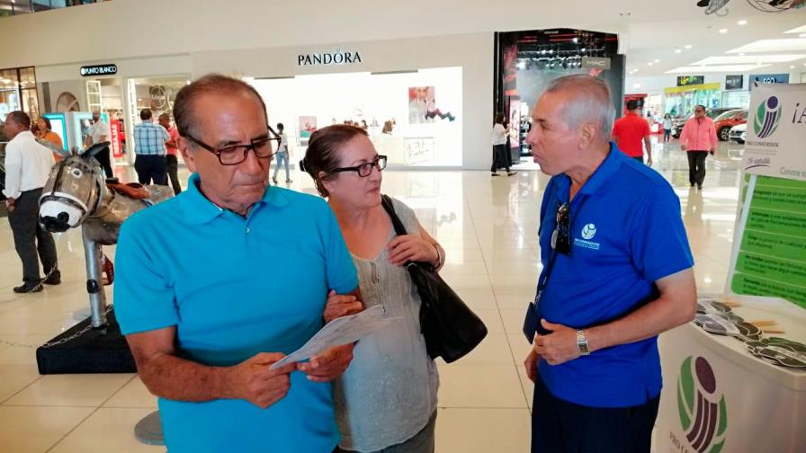 Pro Consumidor supervisa establecimientos comerciales por el Día de los padres Pro Consumidor supervisa establecimientos comerciales por el Día de los padres