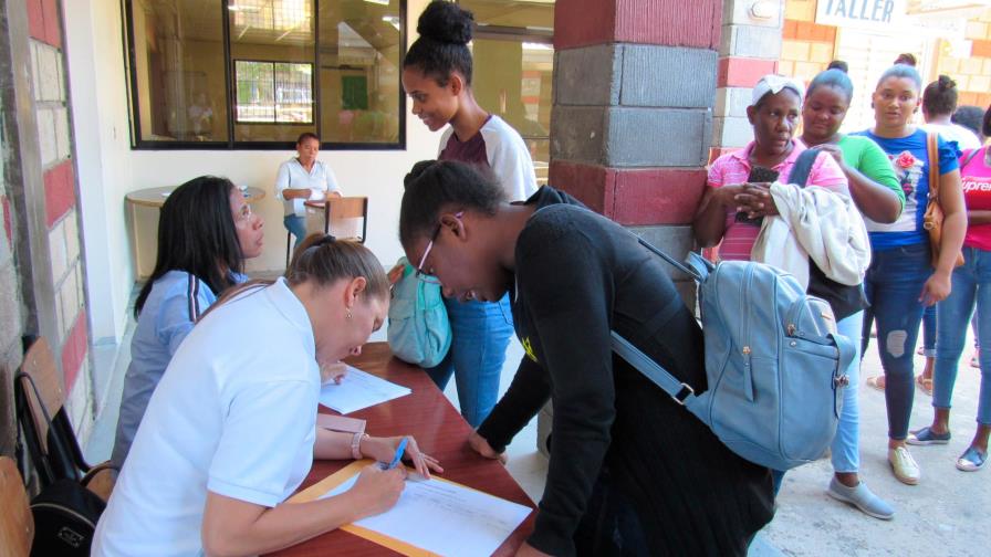 Liga Dominicana Contra el Cáncer realiza jornada de salud en Barahona