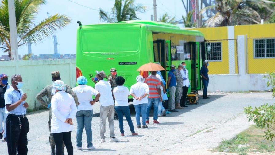 Cuatro empleados del Hospital Infantil de Boca Chica dan positivo a prueba rápida de COVID-19