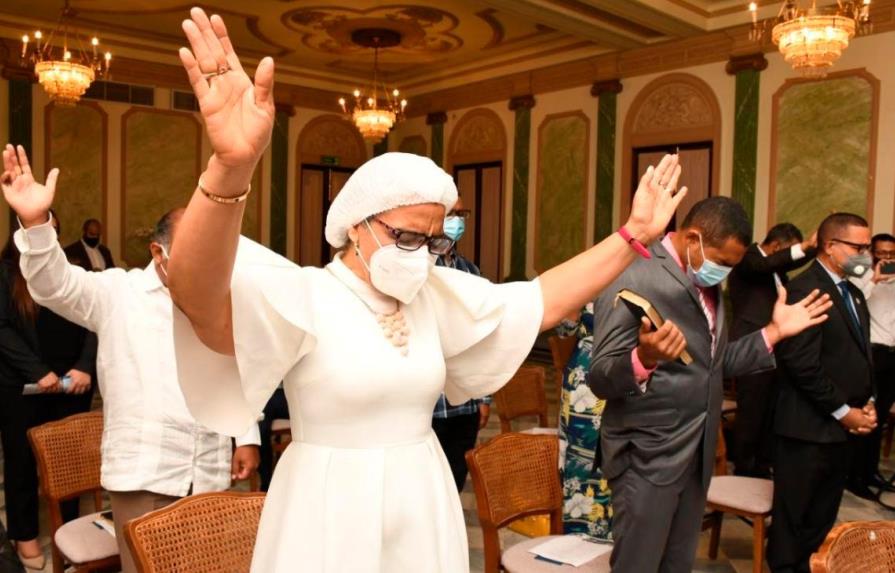 Proclaman a Dominicana como nación de Dios durante un acto en el Palacio Nacional