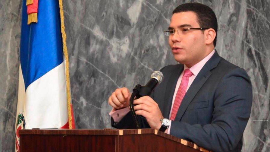 Organizaciones civiles y jurídicas ofrecen apoyo a aspirante a presidencia del TSE
