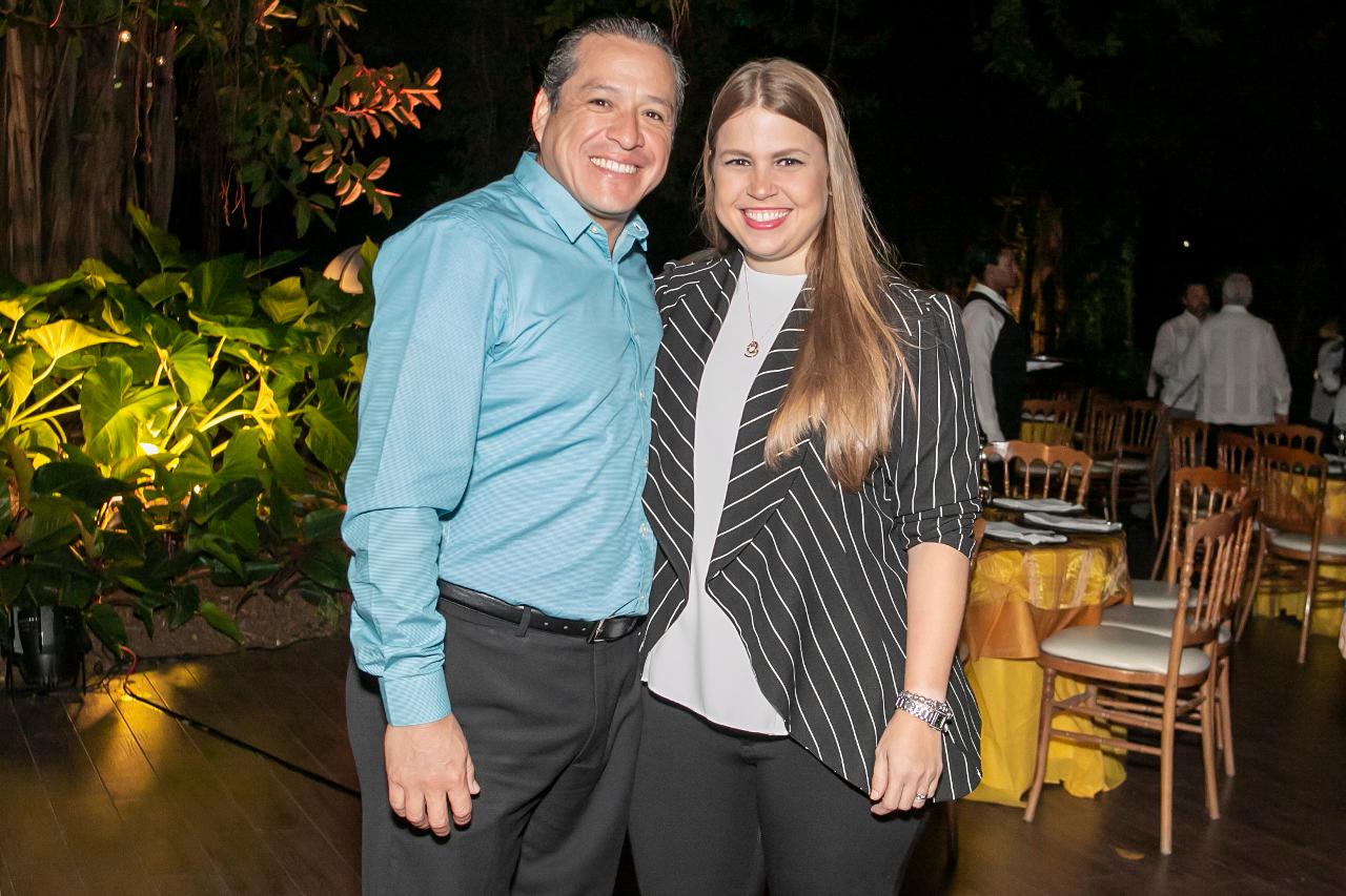 Oscar Orbe, Claudia De Orbe.