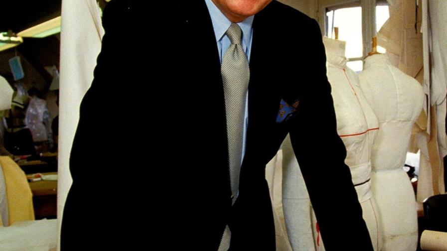 La revista Vogue destaca exposición en honor a Oscar de la Renta en Santiago 