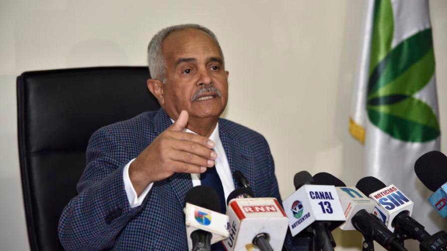 Ministerio de Agricultura detecta personas que compraban plátanos para manipular precios 