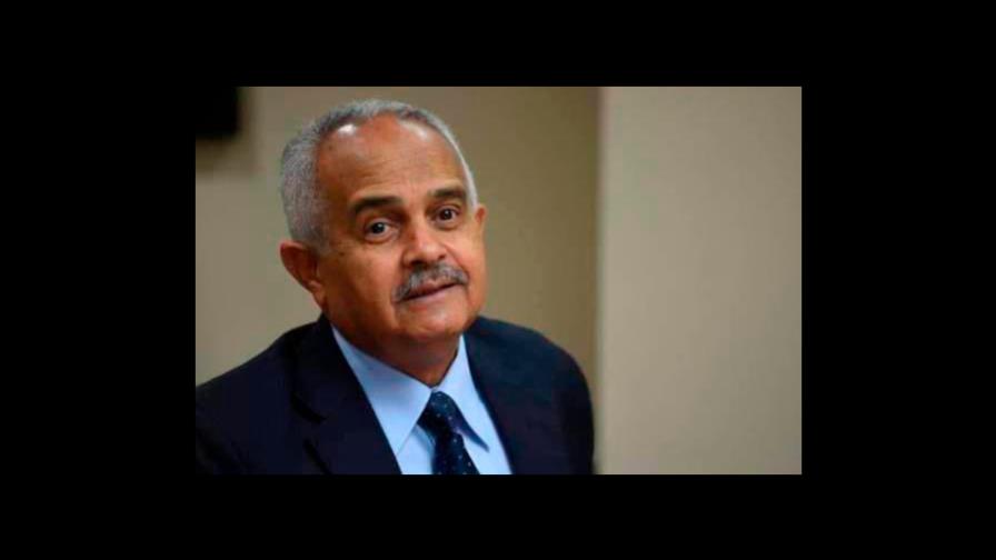 Osmar Benítez deja programa radial tras Milagros Ortiz criticar funcionarios en precampaña Osmar Benítez deja programa radial tras Milagros Ortiz criticar funcionarios en precampaña