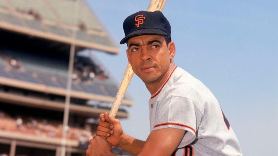 1964-65, Águilas ganan 1era. corona bajo luces