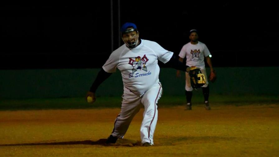 El Serrucho, Roco y Enérgico avanzan en el Clásico de equipos de softbol El Serrucho, Roco y Enérgico avanzan en el Clásico de equipos de softbol