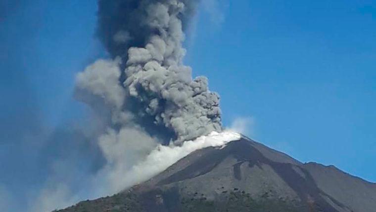 Guatemala: misión de EEUU suspende visita por volcán