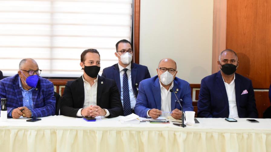 Pacheco se reúne con presidentes de comisiones a fin de agilizar proyectos prioritarios 