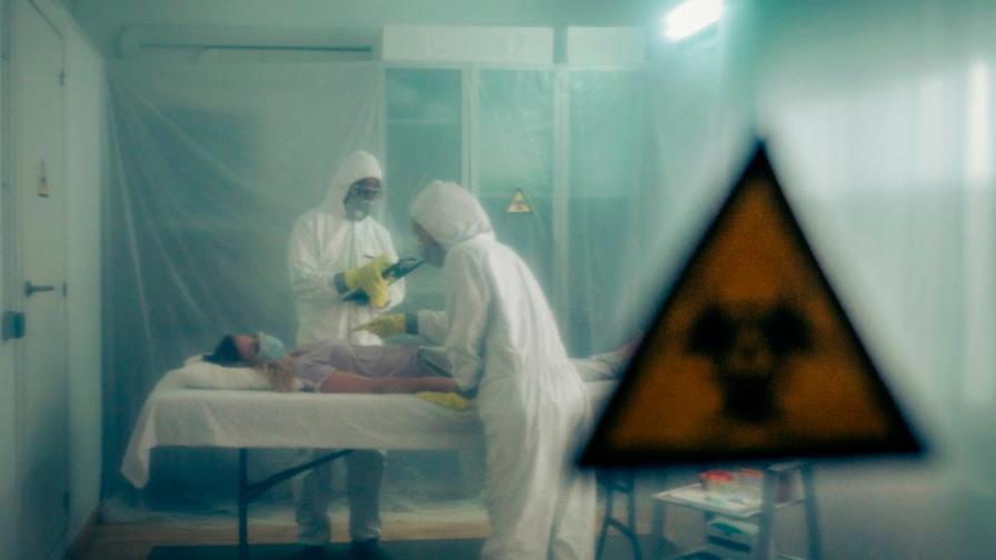 Desarticulan banda en hospital de Perú que pedía 20,000 dólares por una cama en UCI Desarticulan banda en hospital de Perú que pedía 20,000 dólares por una cama en UCI