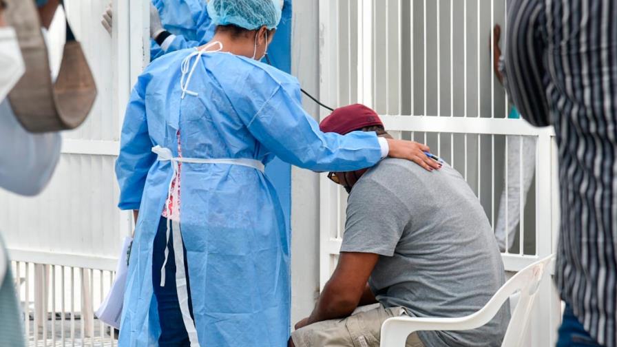 Dos muertes más por COVID-19 en República Dominicana y 727 nuevos contagios