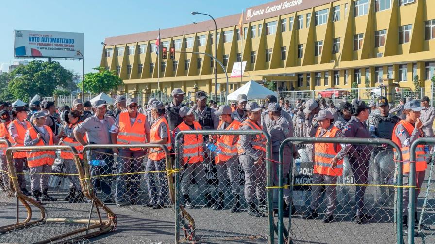 Un país de ficción; otro real