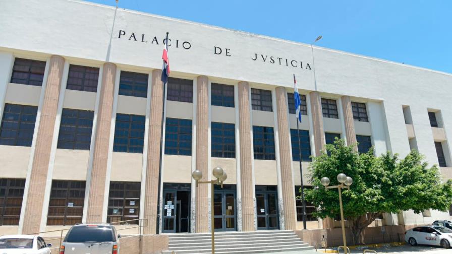 Familiares y abogados de detenidos por Operación Coral acuden al Palacio de Justicia