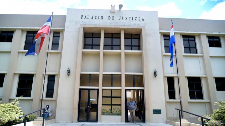 Tres meses de prisión contra exalcalde acusado de raptar y golpear a expareja
