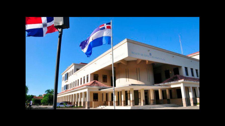 Condenan hombre a 30 años por mandar a matar a su hermano y un yerno de éste en Puerto Plata Condenan hombre a 30 años por mandar a matar a su hermano y un yerno de éste en Puerto Plata