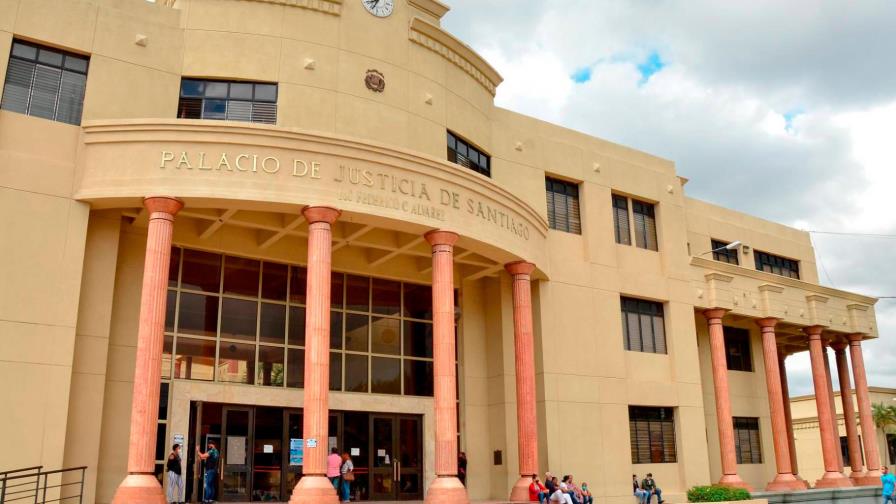 Acusan de agresión sexual a hermano del alcalde de Santiago Acusan de agresión sexual a hermano del alcalde de Santiago